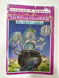 The Black Cauldron: Book 2 of The Prydain Chronicles